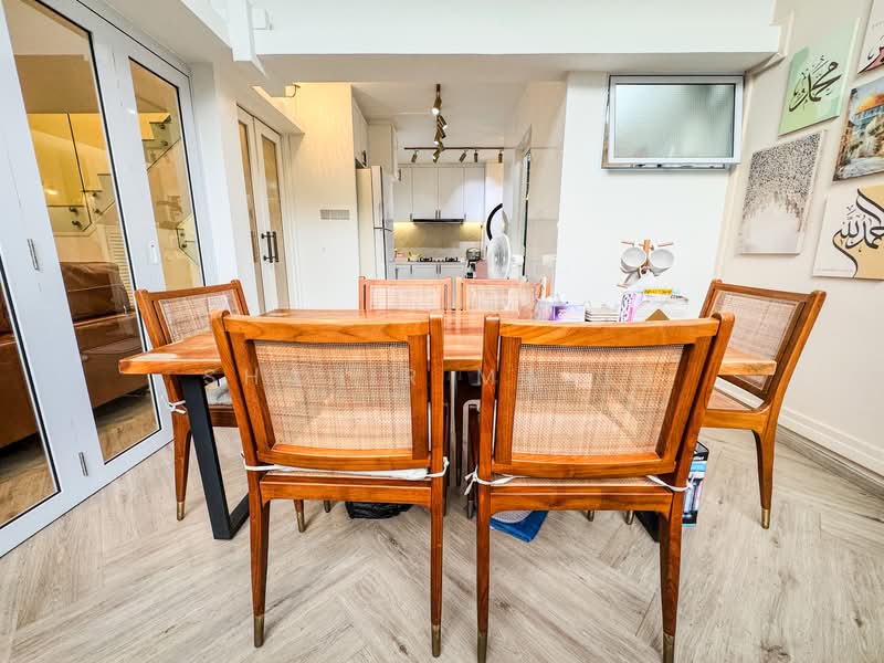 364 Yishun Ring Road, 364 Yishun Ring Road, 4 Bedrooms, 1,561 sqft, HDB Flat For Sale, by Shahir Majid, 500147751 - Kitchen - PropertyGuru.com.sg