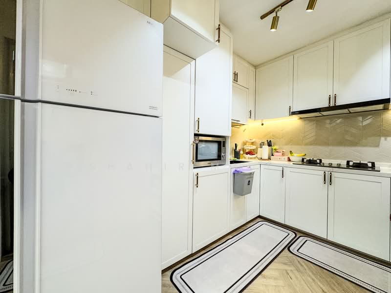364 Yishun Ring Road, 364 Yishun Ring Road, 4 Bedrooms, 1,561 sqft, HDB Flat For Sale, by Shahir Majid, 500147751 - Kitchen - PropertyGuru.com.sg