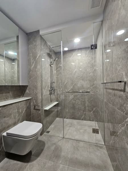 Clavon, 6 Clementi Avenue 1, 2 Bedrooms, 764 sqft, Condominium For Sale, by Anthea Yeo 杨丽娇, 500147753 - Bathroom - PropertyGuru.com.sg