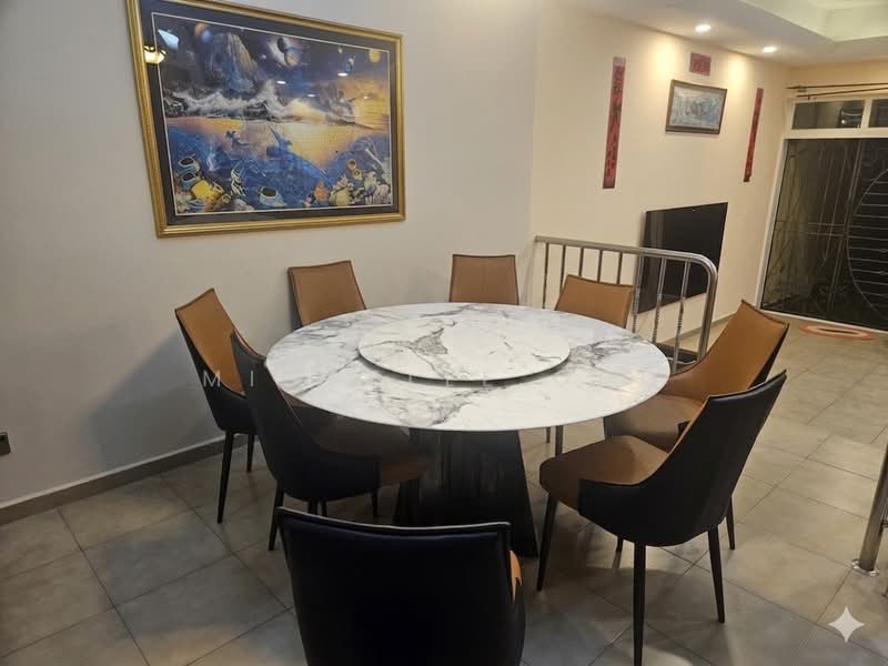 Sunrise Way / Sunrise Lane / Sunrise Drive, , 4 Bedrooms, 2,800 sqft, Terraced House For Sale, by Michelle Ong, 500147754 - Dining Room - PropertyGuru.com.sg