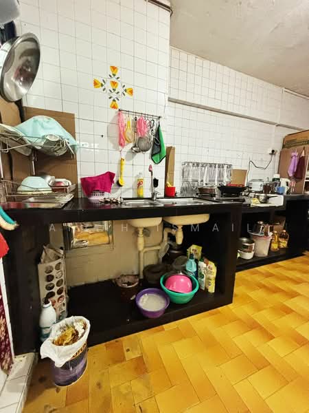 33 Marsiling Drive, 33 Marsiling Drive, 3 Bedrooms, 1,055 sqft, HDB Flat For Sale, by Aizah Ismail, 500147756 - Kitchen - PropertyGuru.com.sg