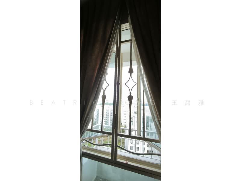 CHEAP 3+1 Bedroom Only 4 Minutes Walk to MRT, , 3 Bedrooms, 1,162 sqft, Condominium For Sale, by Beatrice Ong 王甜雅, 500147769 - View - PropertyGuru.com.sg