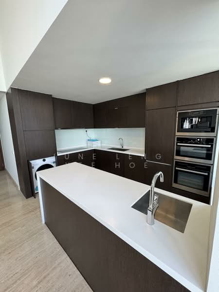 Altez, 16 Enggor Street, 2 Bedrooms, 1,109 sqft, Condominium For Sale, by June Leng Yee Hoe, 500147793 - PropertyGuru.com.sg