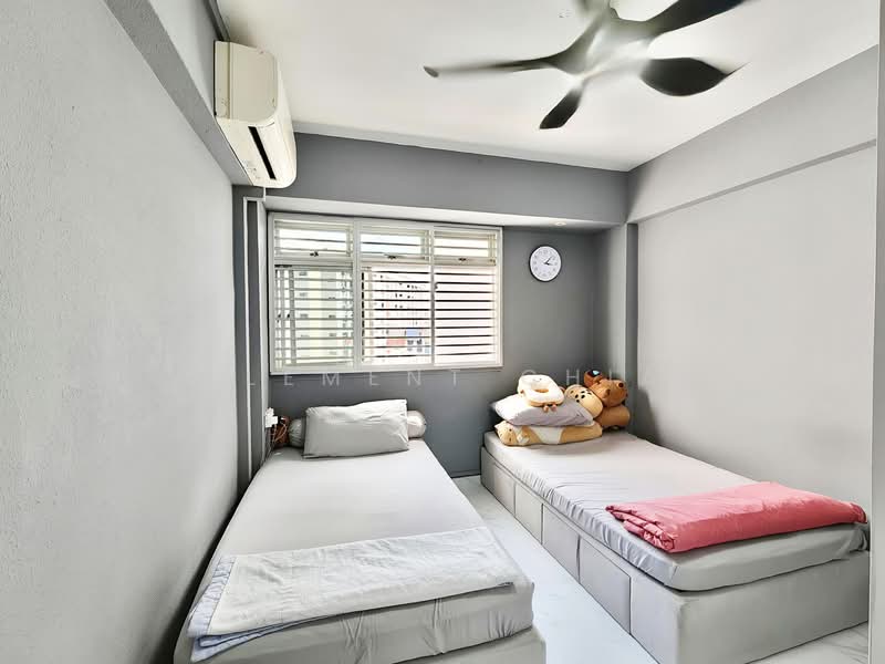 321 Woodlands Street 32, 321 Woodlands Street 32, 3 Bedrooms, 980 sqft, HDB Flat For Sale, by Clement Chia, 500147795 - Bedroom - PropertyGuru.com.sg