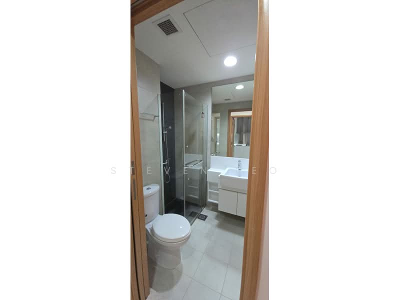 Park Infinia at Wee Nam, 6A Lincoln Road, 2 Bedrooms, 893 sqft, Condominium For Rent, by Steven Teo, 500147804 - Bathroom - PropertyGuru.com.sg