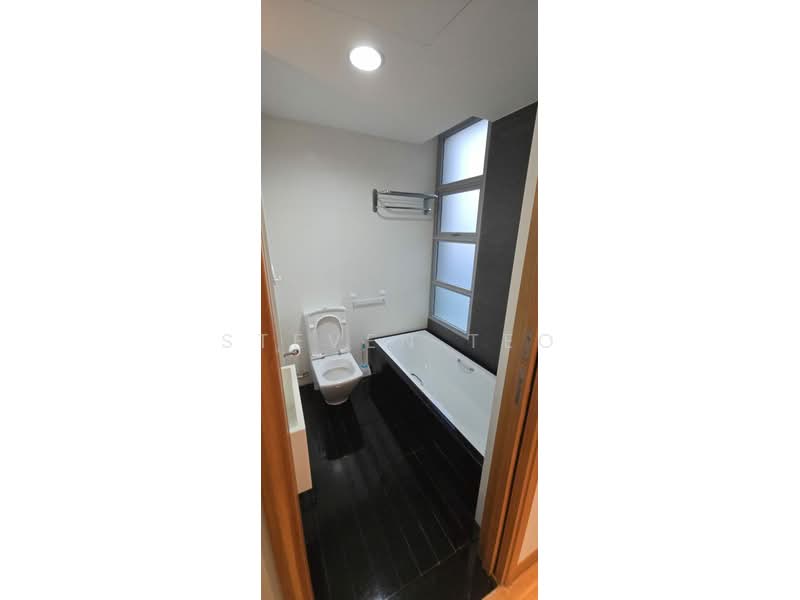 Park Infinia at Wee Nam, 6A Lincoln Road, 2 Bedrooms, 893 sqft, Condominium For Rent, by Steven Teo, 500147804 - Bathroom - PropertyGuru.com.sg