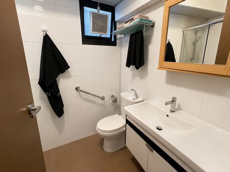 997C Buangkok Crescent, 997C Buangkok Crescent, 3 Bedrooms, 1,001 sqft, HDB Flat For Sale, by Nathanael Lok 陸義恩, 500147806 - Bathroom - PropertyGuru.com.sg