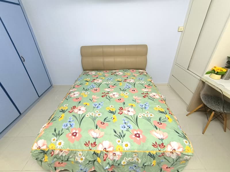 158 Tampines Street 12, 158 Tampines Street 12, Room Rental, 130 sqft, HDB Flat For Rent, by Kay HO 何杰彬, 500147807 - Bedroom - PropertyGuru.com.sg