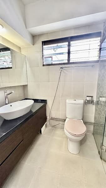 367A Tampines Street 34, 367A Tampines Street 34, 3 Bedrooms, 1,086 sqft, HDB Flat For Sale, by Ryan Yeo, 500147824 - Bathroom - PropertyGuru.com.sg
