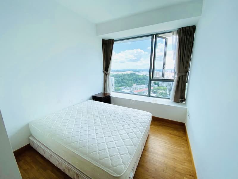 Centro Residences, 59 Ang Mo Kio Avenue 8, 4 Bedrooms, 1,281 sqft, Condominium For Sale, by Sandy Lim 林莎莎, 500147831 - Bedroom - PropertyGuru.com.sg