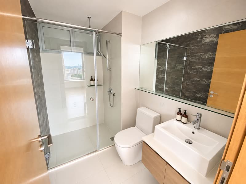 Centro Residences, 59 Ang Mo Kio Avenue 8, Ang Mo Kio / Bishan / Thomson, 4 Bedrooms, 1,281 sqft, Condominium For Sale, by Sandy Lim 林莎莎, 500147831 - Bathroom - PropertyGuru.com.sg