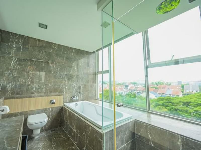 Optima @ Tanah Merah, 88 Tanah Merah Kechil Avenue, Room Rental, 300 sqft, Condominium For Rent, by Angie See, 500147833 - Bathroom - PropertyGuru.com.sg