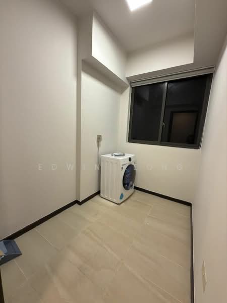 Sims Urban Oasis, 2 Sims Drive, 4 Bedrooms, 1,206 sqft, Condominium For Rent, by Edwin Leong, 500147843 - Utility Room - PropertyGuru.com.sg