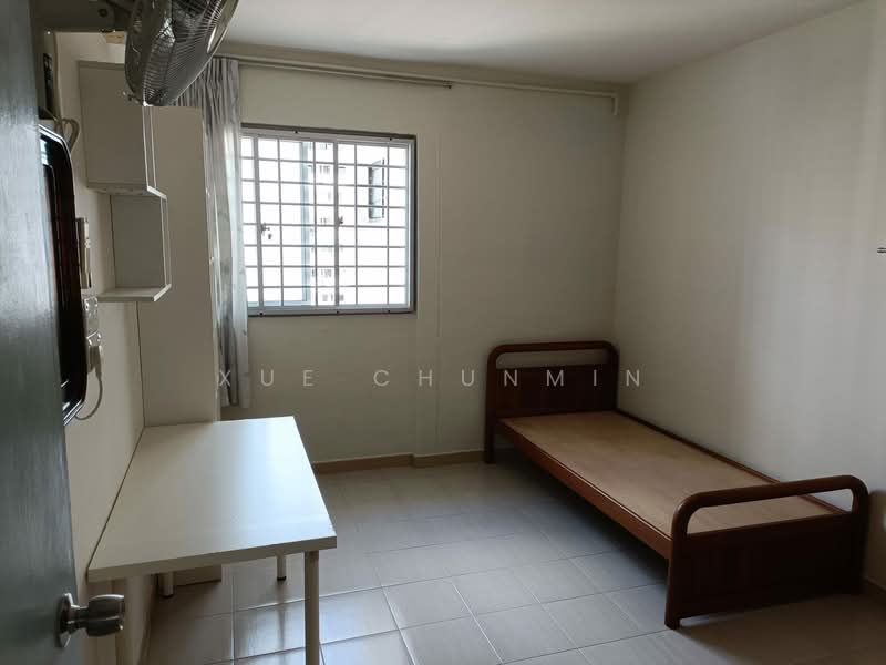 349 Bukit Batok Street 34, 349 Bukit Batok Street 34, Room Rental, 120 sqft, HDB Flat For Rent, by Xue ChunMin, 500147844 - Bedroom - PropertyGuru.com.sg