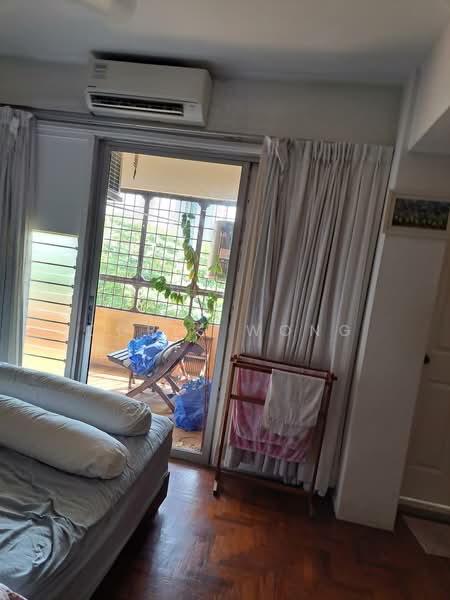Pandan Valley, 4 Pandan Valley, 4 Bedrooms, 2,186 sqft, Condominium For Sale, by Doris Wong, 500147846 - Bedroom - PropertyGuru.com.sg