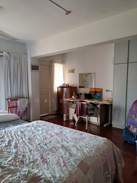 Pandan Valley, 4 Pandan Valley, 4 Bedrooms, 2,186 sqft, Condominium For Sale, by Doris Wong, 500147846 - Bedroom - PropertyGuru.com.sg