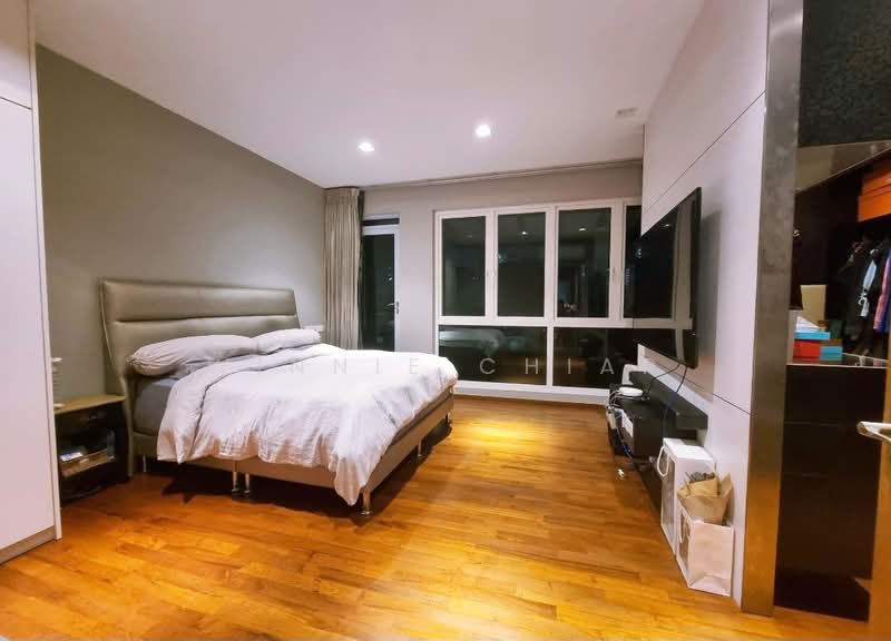 Lushan Garden, How Sun Drive, 5 Bedrooms, 5,000 sqft, Semi-Detached House For Sale, by Winnie Chiar, 500147847 - Bedroom - PropertyGuru.com.sg