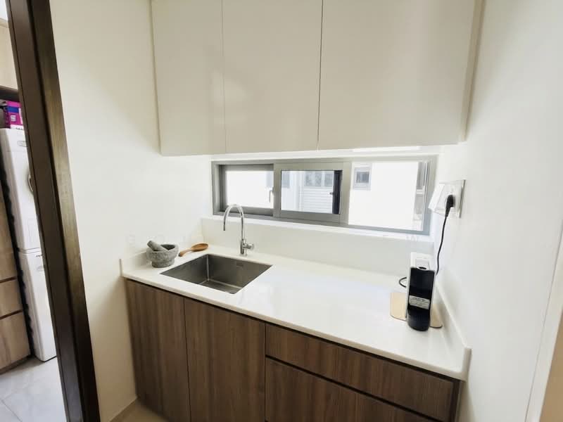 Riverbank at Fernvale, 13 Fernvale Close, 3 Bedrooms, 1,044 sqft, Condominium For Sale, by Goh Keng Yew, 500147852 - Kitchen - PropertyGuru.com.sg