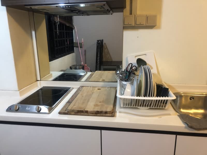 381 Pasir Panjang Road, 381 Pasir Panjang Road, 2 Bedrooms, 500 sqft, Apartment For Rent, by Ken Goh, 500147871 - Kitchen - PropertyGuru.com.sg