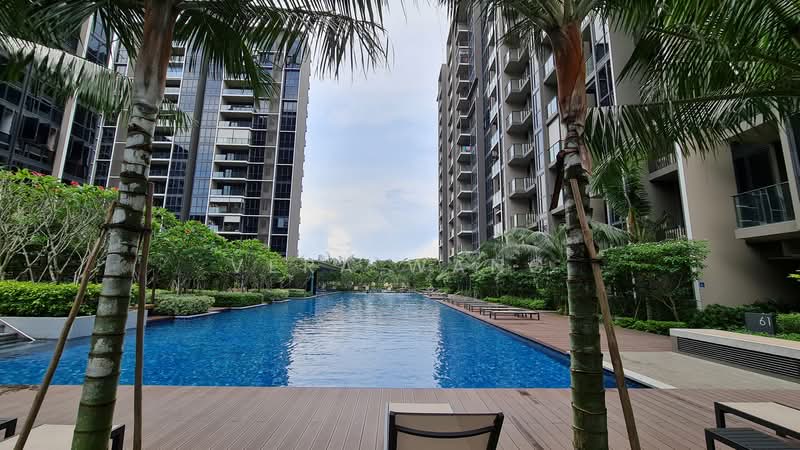 The Tapestry, 51 Tampines Street 86, 2 Bedrooms, 603 sqft, Condominium For Sale, by Vera Wang, 500147880 - Pool - PropertyGuru.com.sg