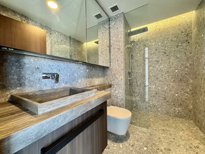 One Pearl Bank, 1 Pearl Bank, 2 Bedrooms, 700 sqft, Condominium For Rent, by Allan Zheng 鄭黎, 500147893 - Bathroom - PropertyGuru.com.sg