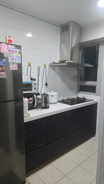 635B Punggol Drive, 635B Punggol Drive, 3 Bedrooms, 969 sqft, HDB Flat For Sale, by Mark Sim, 500147895 - Kitchen - PropertyGuru.com.sg