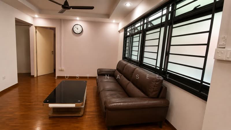 194 Rivervale Drive, 194 Rivervale Drive, 3 Bedrooms, 969 sqft, HDB Flat For Sale, by Justina Seet, 500147903 - Living Room - PropertyGuru.com.sg