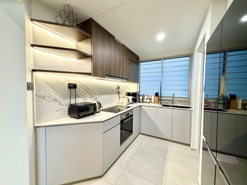 The Bayshore, 22 Bayshore Road, 3 Bedrooms, 1,227 sqft, Condominium For Sale, by Amir Amzar, 500147905 - Kitchen - PropertyGuru.com.sg