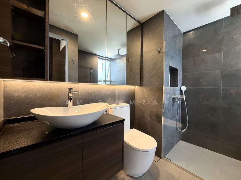 The Bayshore, 22 Bayshore Road, 3 Bedrooms, 1,227 sqft, Condominium For Sale, by Amir Amzar, 500147905 - Bathroom - PropertyGuru.com.sg