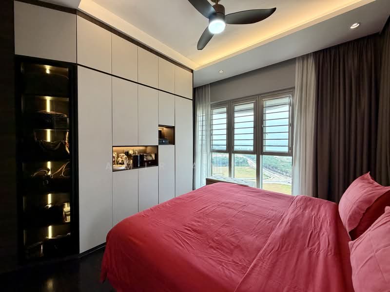 The Bayshore, 22 Bayshore Road, 3 Bedrooms, 1,227 sqft, Condominium For Sale, by Amir Amzar, 500147905 - Bedroom - PropertyGuru.com.sg