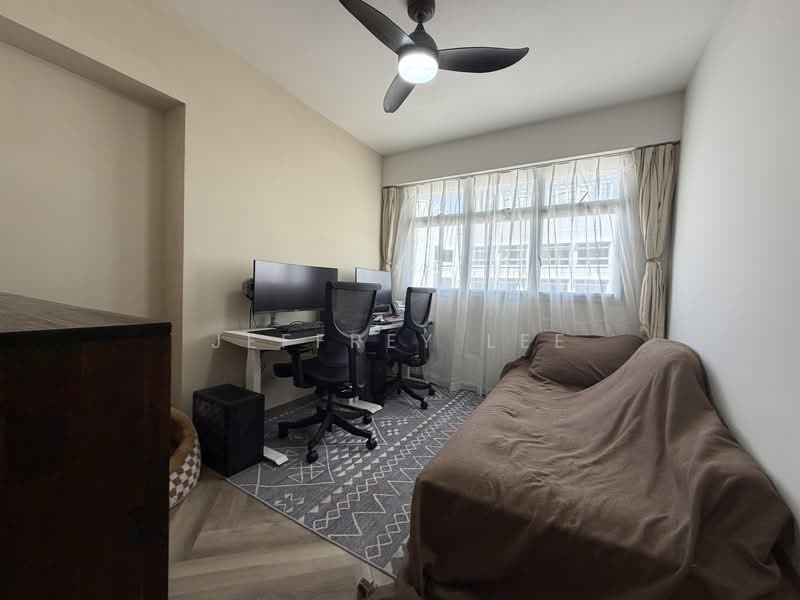 154A Bedok South Road, 154A Bedok South Road, 3 Bedrooms, 1,001 sqft, HDB Flat For Sale, by Jeffrey Lee, 500147906 - Bedroom 2 - PropertyGuru.com.sg