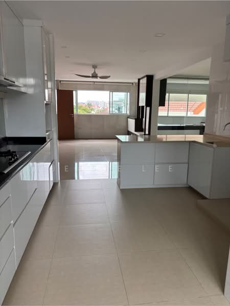 110 Lengkong Tiga, 110 Lengkong Tiga, 4 Bedrooms, 1,302 sqft, HDB Flat For Sale, by Jessie Lee, 500147911 - PropertyGuru.com.sg