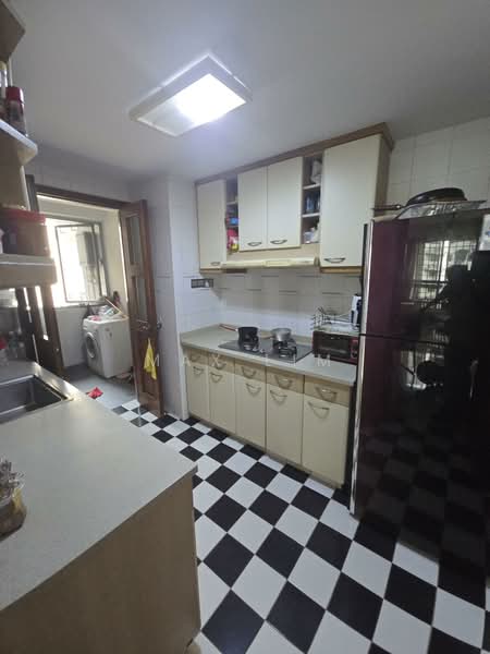 The Florida, 78 Hougang Avenue 7, Room Rental, 150 sqft, Condominium For Rent, by Max Lim, 500147913 - Kitchen - PropertyGuru.com.sg