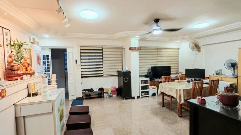 531 Jelapang Road, 531 Jelapang Road, 3 Bedrooms, 1,109 sqft, HDB Flat For Sale, by Eric Chey, 500147930 - Living Room - PropertyGuru.com.sg
