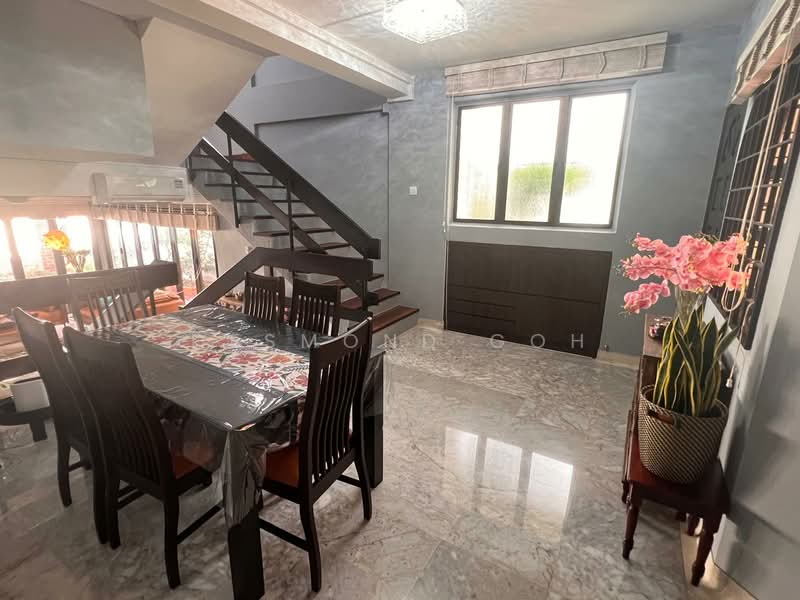 District 5, Charming Corner Terrace, West Coast Gardens, West Coast Drive/West Coast Place/West Coast Terrace, 4 Bedrooms, 3,500 sqft, Corner Terrace For Sale, by Desmond Goh, 500147931 - Dining Room - PropertyGuru.com.sg