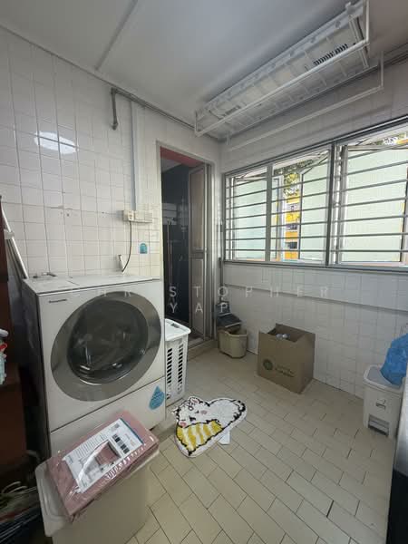 219 Bukit Batok Street 21, 219 Bukit Batok Street 21, Room Rental, 200 sqft, HDB Flat For Rent, by Christopher Yap, 500147933 - Interior - PropertyGuru.com.sg