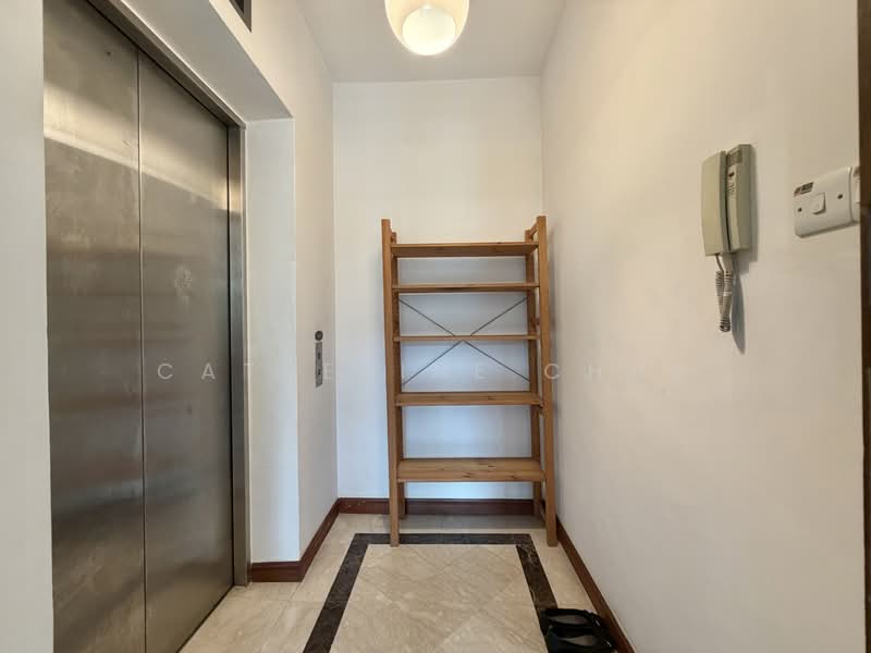 Palm Gardens, 3 Hong San Walk, 3 Bedrooms, 1,206 sqft, Condominium For Rent, by Catherine Chua, 500147939 - Entrance - PropertyGuru.com.sg