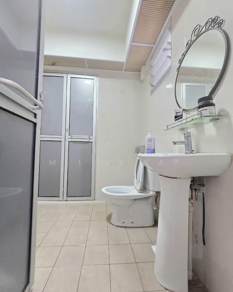 528A Costa Ris, 528A Pasir Ris Street 51, 1 Bedroom, 506 sqft, HDB Flat For Sale, by Melina Yap, 500147940 - Bathroom - PropertyGuru.com.sg