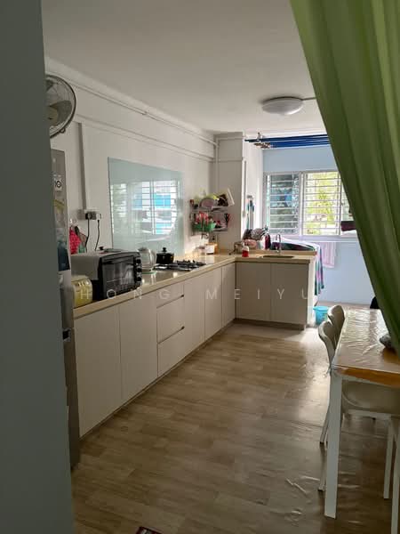 403 Ang Mo Kio Avenue 10, 403 Ang Mo Kio Avenue 10, Room Rental, 19 sqft, HDB Flat For Rent, by Hong Meiyu, 500147941 - Kitchen - PropertyGuru.com.sg