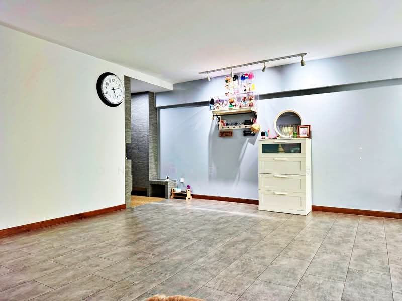 651 Punggol Central, 651 Punggol Central, 3 Bedrooms, 1,184 sqft, HDB Flat For Sale, by Leon Loke (骆德良), 500147943 - Living Room - PropertyGuru.com.sg