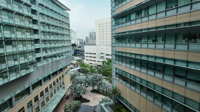 Mount Elizabeth Novena Hospital, 38 Irrawaddy Road, 538 sqft, Medical For Rent, by Agnes Eng, 500147955 - Exterior - CommercialGuru.com.sg