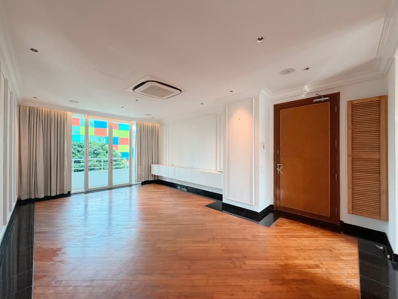 The Hermitage, 2 Sarkies Road, 2 Bedrooms, 850 sqft, Apartment For Sale, by Alexis Quek, 500147958 - Living Room - PropertyGuru.com.sg