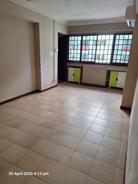 617 Ang Mo Kio Avenue 4, 617 Ang Mo Kio Avenue 4, 3 Bedrooms, 1,302 sqft, HDB Flat For Rent, by Sabrina Kuek 郭健美, 500147964 - Living Room - PropertyGuru.com.sg