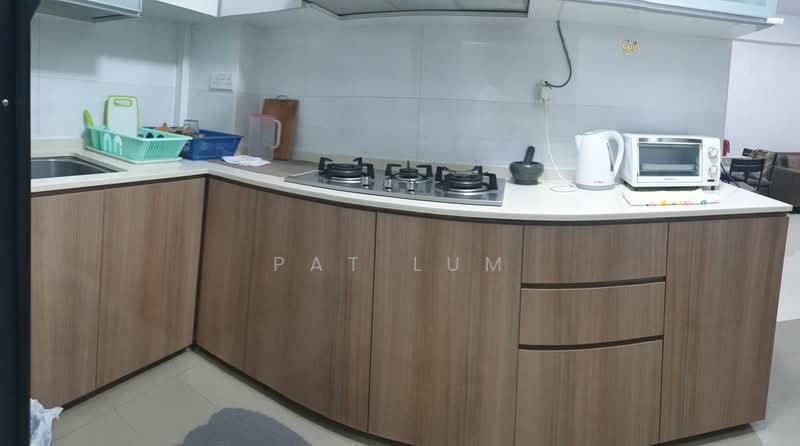 464B Bukit Batok West Avenue 8, 464B Bukit Batok West Avenue 8, 2 Bedrooms, 732 sqft, HDB Flat For Rent, by Pat Lum, 500147969 - Kitchen - PropertyGuru.com.sg