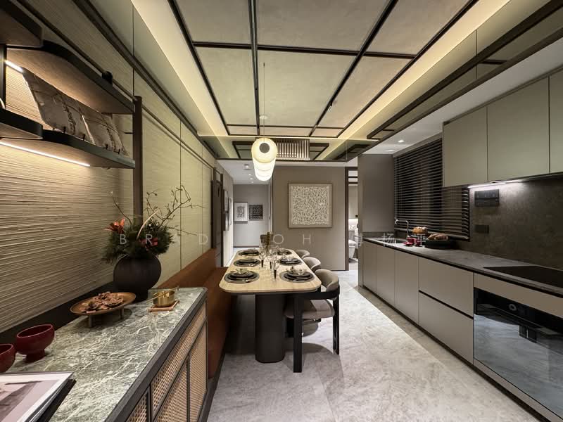The Robertson Opus, 11 Unity Street, 3 Bedrooms, 990 sqft, Condominium For Sale, by Brad Poh 傅杨评, 500147970 - Kitchen - PropertyGuru.com.sg
