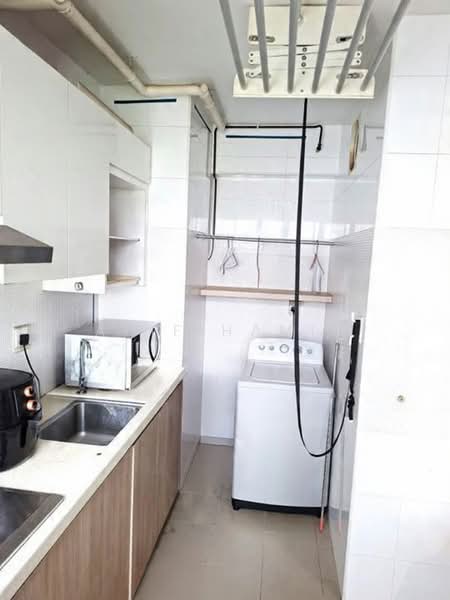 No Extension — Move-In Ready High Floor HDB w/ Unblocked Green Views!, , 1 Bedroom, 409 sqft, HDB Flat For Sale, by Akif Hamid, 500147973 - Kitchen - PropertyGuru.com.sg