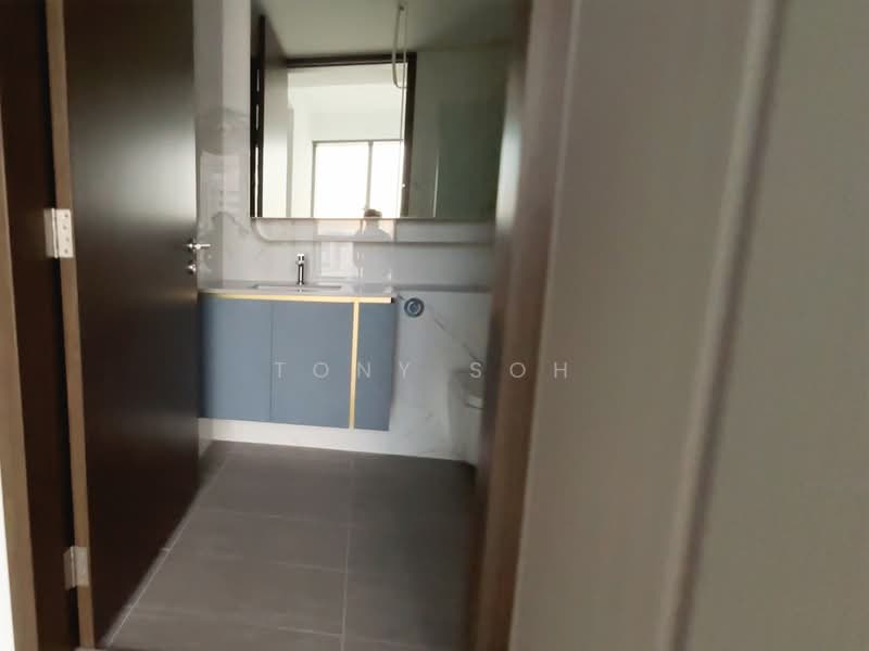 AMO Residence, 21 Ang Mo Kio Rise, 2 Bedrooms, 743 sqft, Condominium For Sale, by Tony Soh, 500147976 - Bathroom - PropertyGuru.com.sg