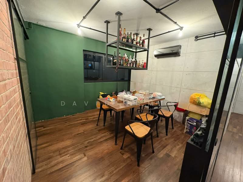 298 Tampines Street 22, 298 Tampines Street 22, 3 Bedrooms, 1,399 sqft, HDB Flat For Sale, by David James, 500147978 - Dining Room - PropertyGuru.com.sg