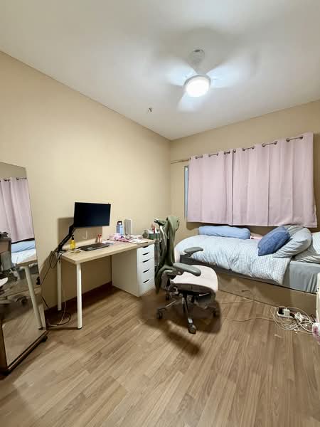 sembawang Springs Estate, Jalan Salang, 4 Bedrooms, 2,700 sqft, Terraced House For Sale, by Jason Ng, 500147982 - Bedroom - PropertyGuru.com.sg