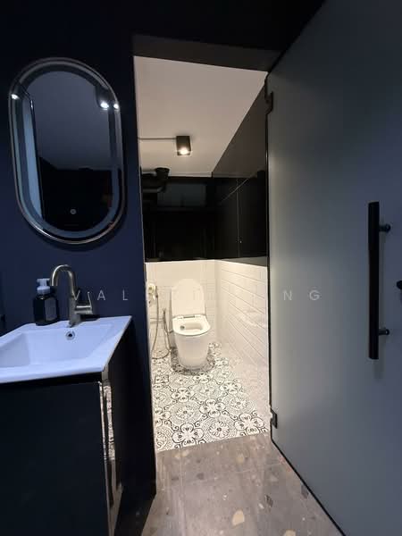 12 Upper Boon Keng Road, 12 Upper Boon Keng Road, 1 Bedroom, 714 sqft, HDB Flat For Rent, by Valerie Ong, 500147990 - Bathroom - PropertyGuru.com.sg